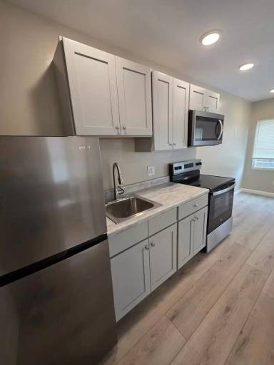 Main picture of 4713 Penn St