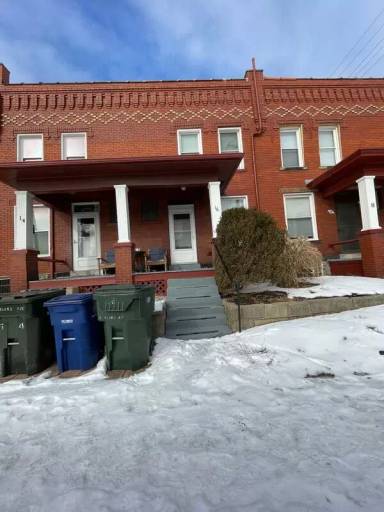 Main picture of 16 E Blake Ave