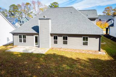 Main picture of 143 Brookstone Dr