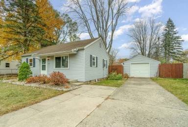 Main picture of 1302 E Saint Andrews Rd