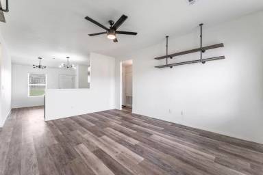 Main picture of 808 NW 68th Ave