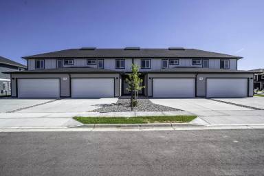 Main picture of 1300 Bunson Place - B