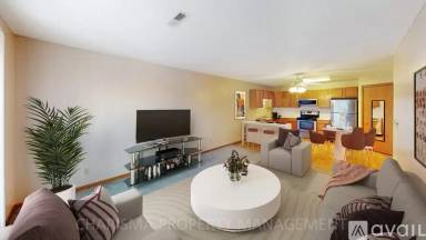Main picture of 620 N Sycamore Ave