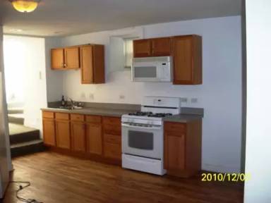 Main picture of 3216 W Augusta Blvd