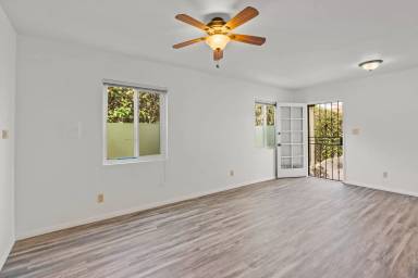 Main picture of 3928 3rd Ave