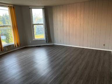 Main picture of 603 N 6th St