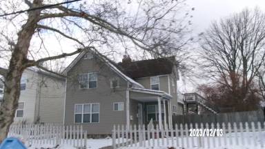 Main picture of 1126 W Michigan Ave