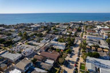 Main picture of 4837 Santa Cruz Ave