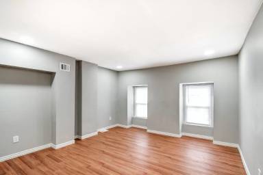 Main picture of 5520 Morton St