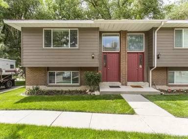 Main picture of 2563 E Canterbury Ln