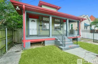 Main picture of 3020 General Taylor St