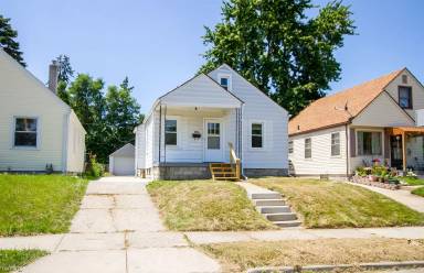 Main picture of 704 Woodsdale Ave