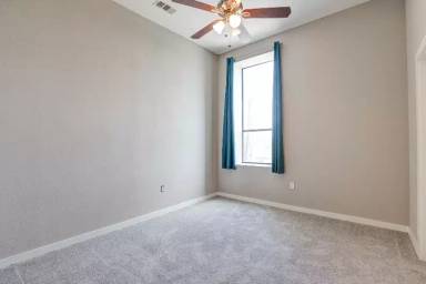 Main picture of 100 W 2nd St