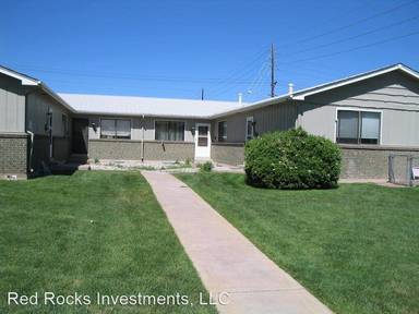 Main picture of 4801 S Lincoln St
