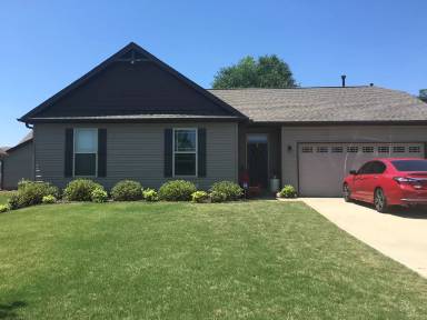 Main picture of 1 Redwolf Ln
