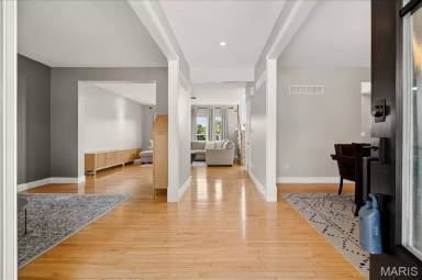 Main picture of 612 Thornridge Dr