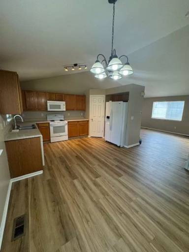 Main picture of 1113 Woodside Rd