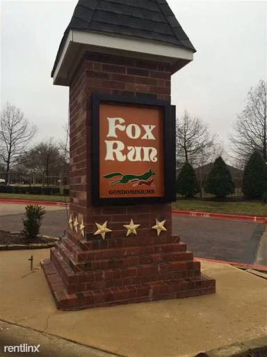 Main picture of Fox Run Condos