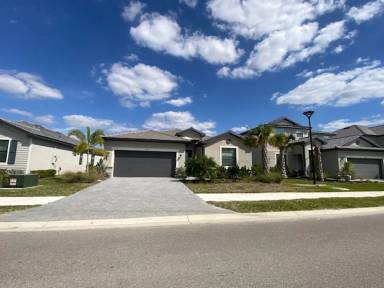 Main picture of 11211 Timber Creek Dr