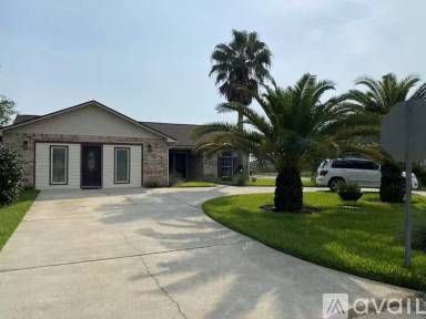 Main picture of 3244 Spanish Cove Dr N