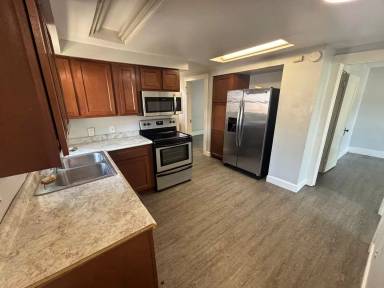 Main picture of 923 6th St S