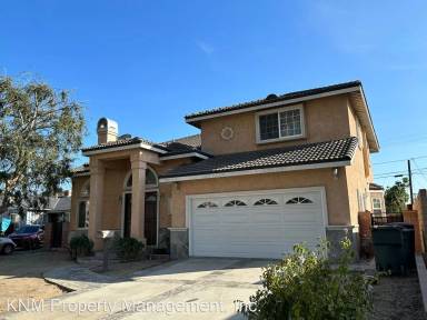 Main picture of 3142 Torrance Blvd