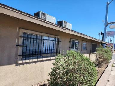 Main picture of 2501 Cedar Ave