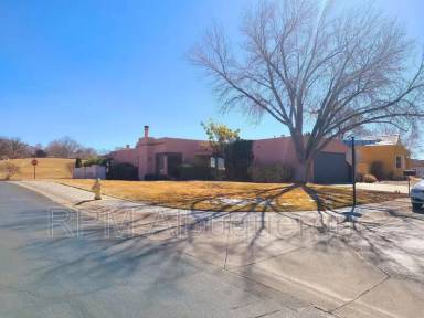 Main picture of 6912 La Costa Dr NE