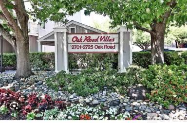 Main picture of 2725 Oak Rd