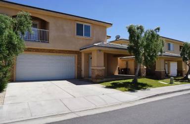 Main picture of 33082 Campus Ln