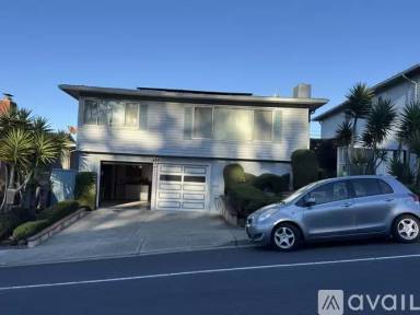 Main picture of 2424 Oakmont Dr