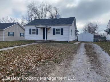 Main picture of 3136 Charles St