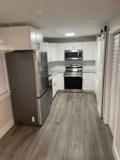 Main picture of 30 W Grant St