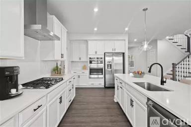Main picture of 10917 Olive Branch Rd
