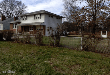 Main picture of 16 Fermac St