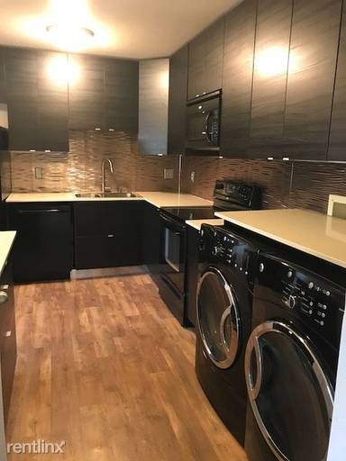 Main picture of Baystone Condominium