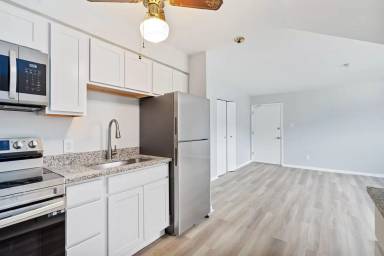 Main picture of 110 Butler St