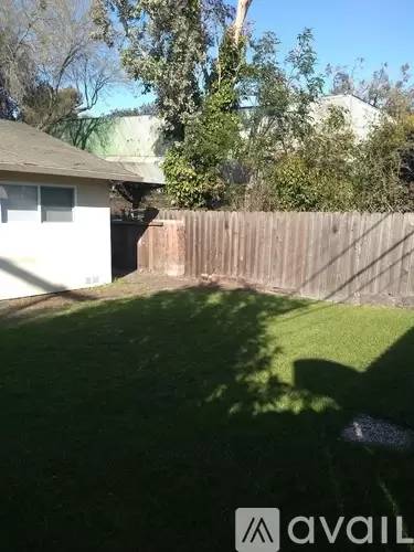 Main picture of 768 Ahwanee Ave