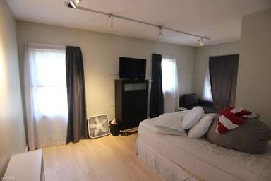 Main picture of 316 N Harvard St