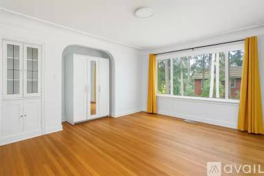 Main picture of 710 Prospect Ave N