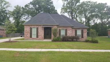 Main picture of 4640 Blvd Acadian