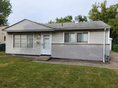 Main picture of 22001 Fern St