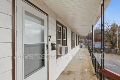 Main picture of 1007 N Scott Ave