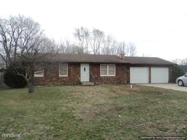 Main picture of 57030 Lake St