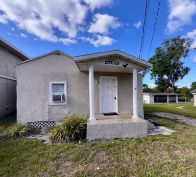 Main picture of 2330 S Fern Creek Ave