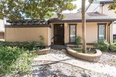 Main picture of 7747 Las Palmas Way