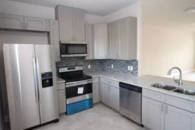 Main picture of 12 Louvet Ln