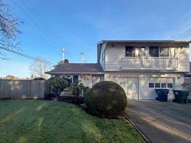 Main picture of 25 Wedgewood Dr