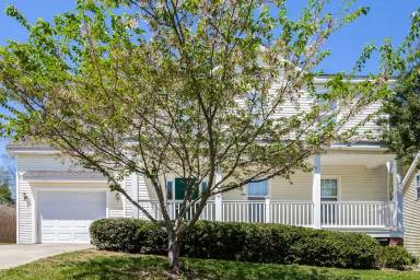 Main picture of 906 Houston Heights Rd