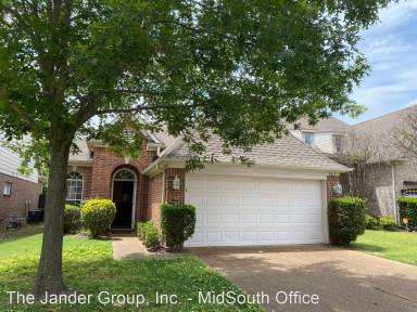 Main picture of 2413 Gardenbrook Dr